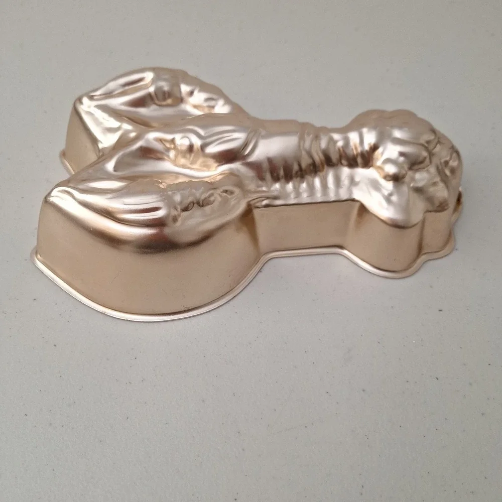 Vintage Copper Plate Lobster Wall Hanging Jello Cake Mold MCM Golden Girls